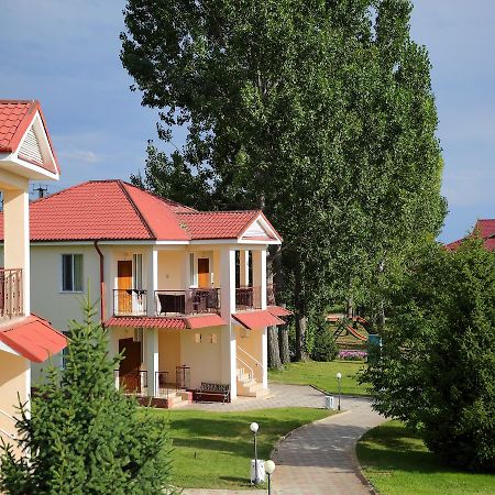 Talisman Village Hotel ボステリ エクステリア 写真