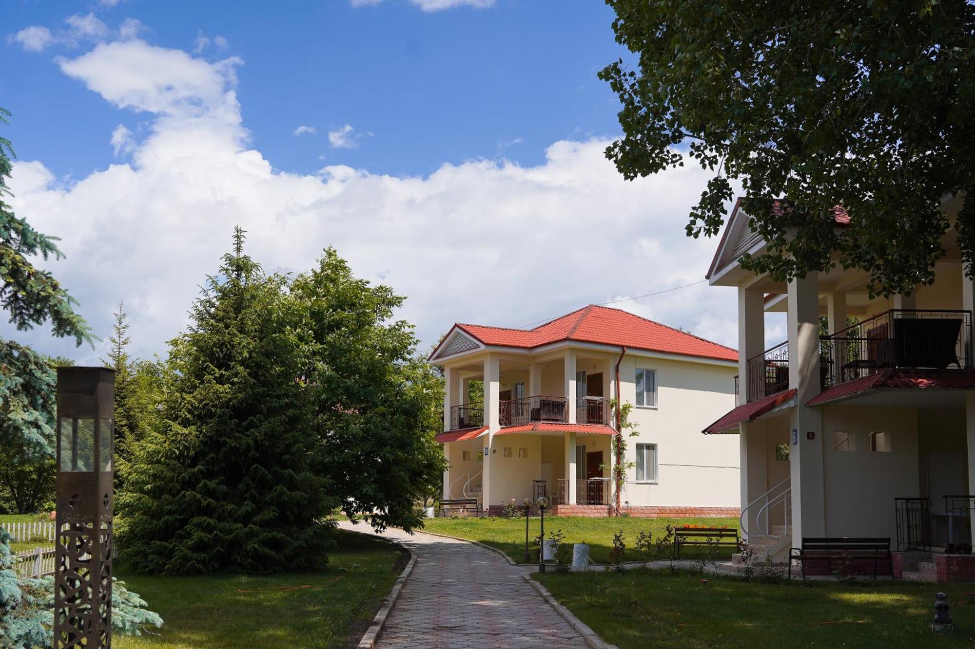 Talisman Village Hotel ボステリ エクステリア 写真