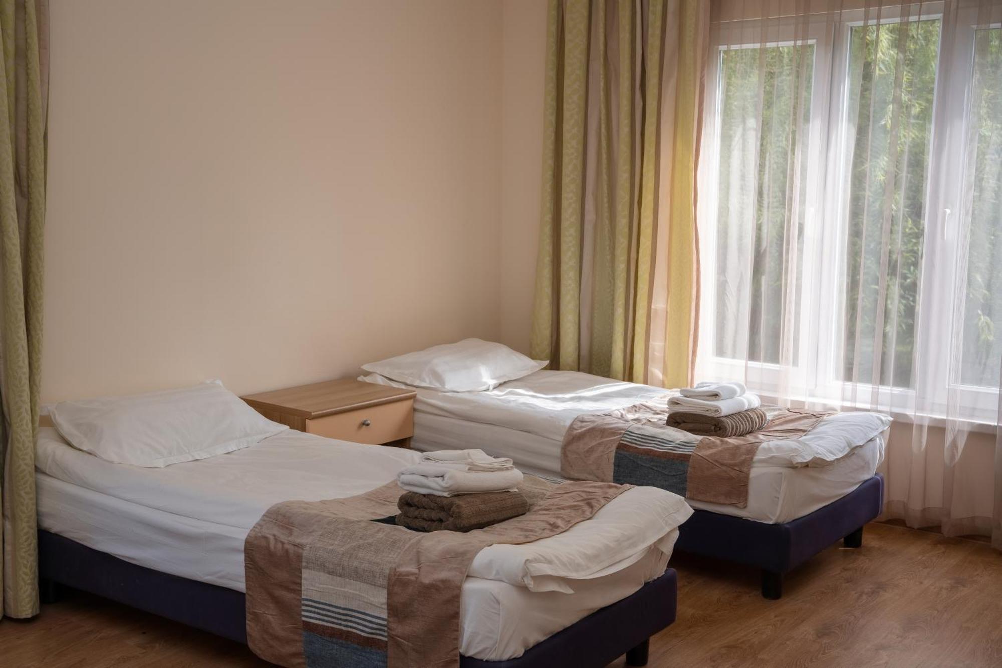 Talisman Village Hotel ボステリ エクステリア 写真