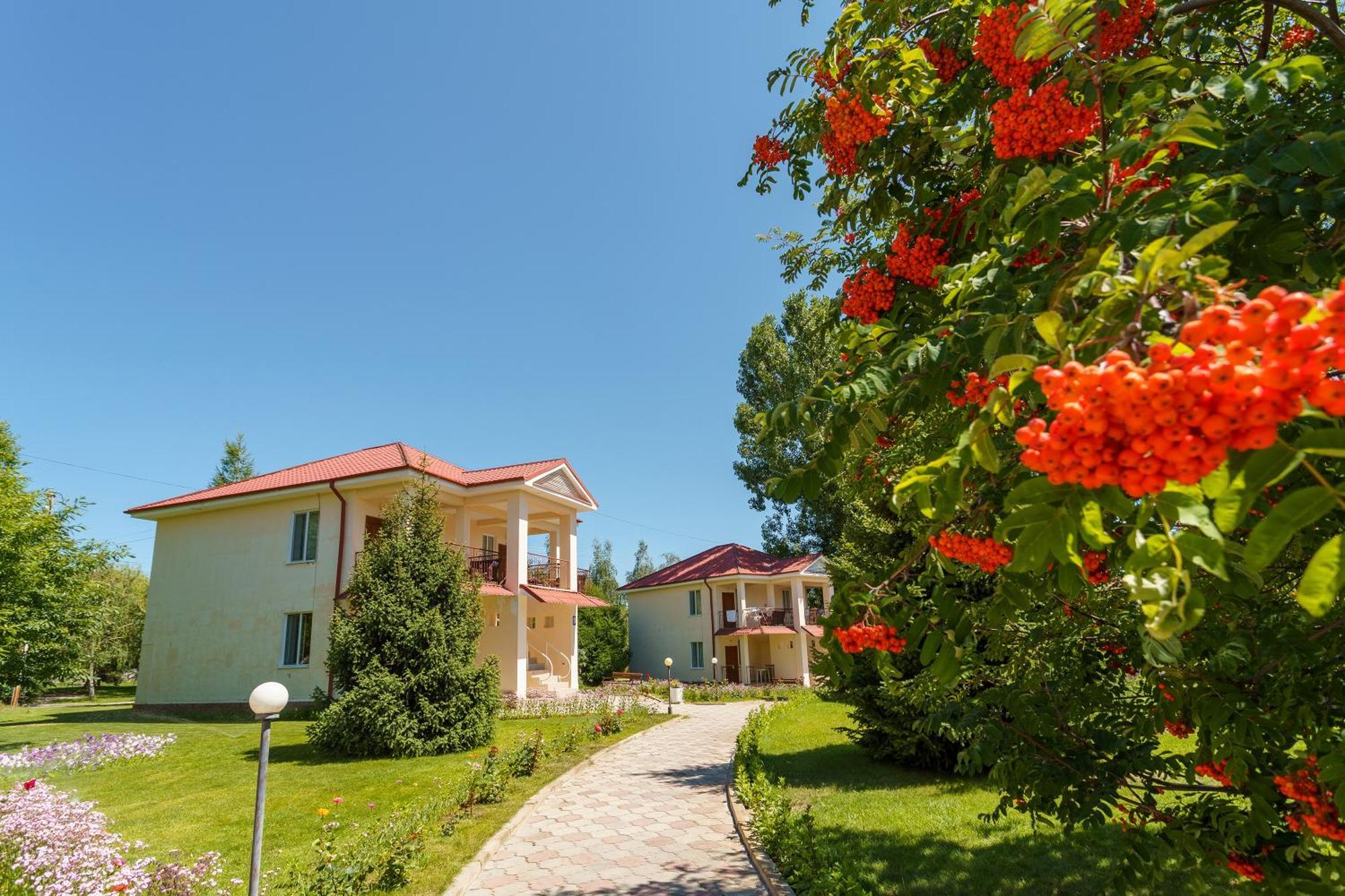 Talisman Village Hotel ボステリ エクステリア 写真